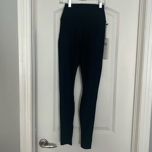 NWT alo yoga High-Waist Solid Vapor Leggings